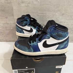 Nike Air Jordan 1 High OG Black Blue White Sneakers